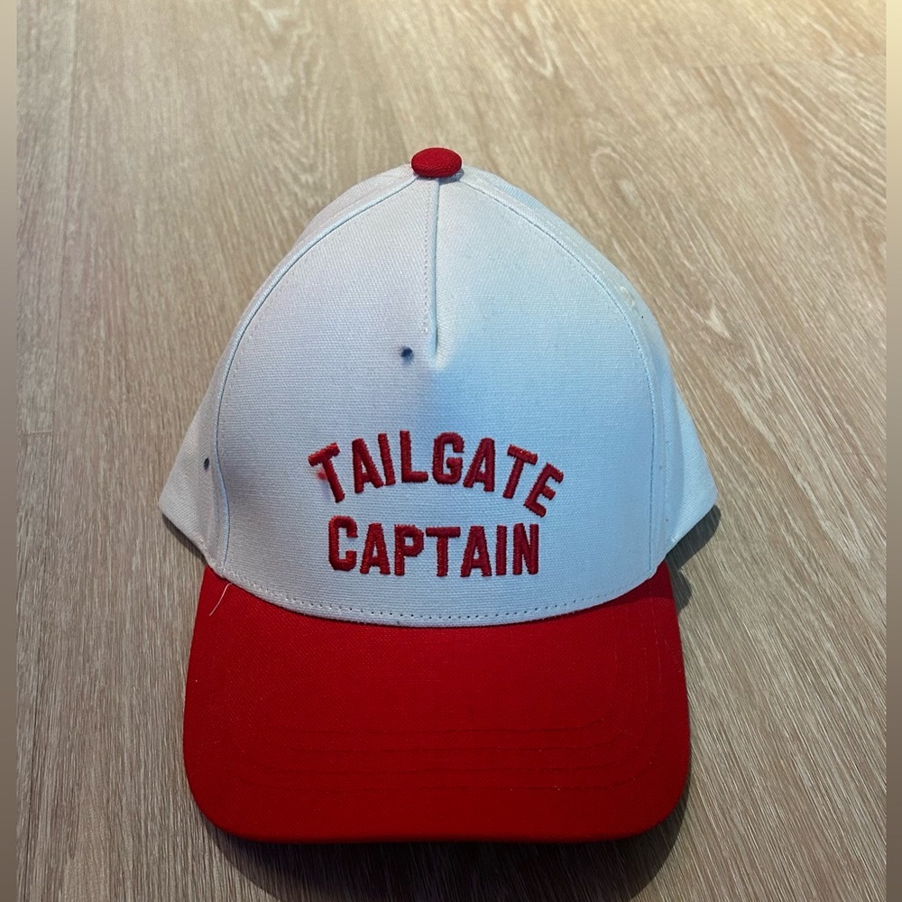 Wild Fable Red and White Tailgate Captain Hat
